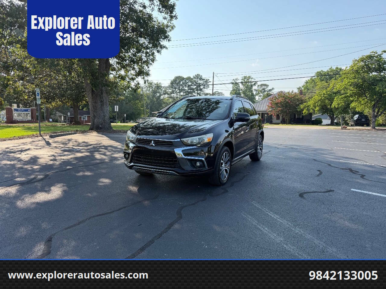 Used 2017 Mitsubishi Outlander Sport SEL FWD image 1