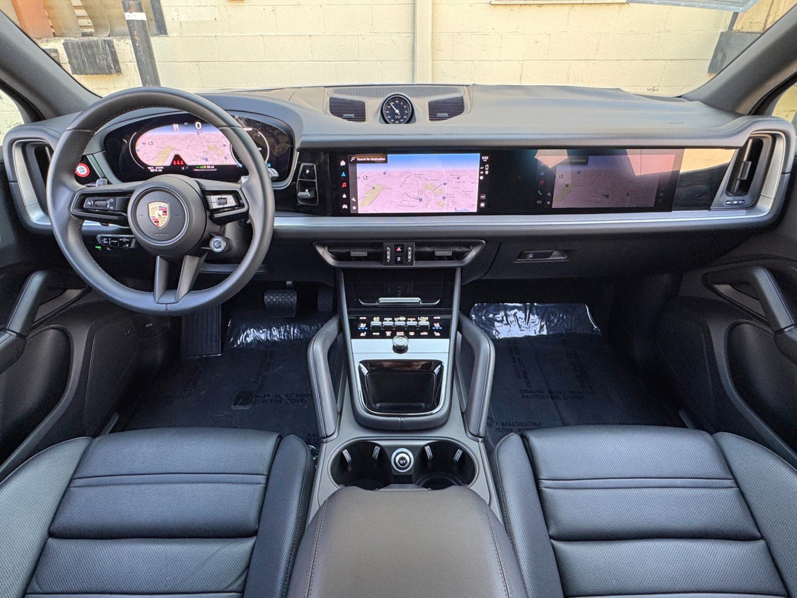 Used 2025 Porsche Cayenne E-Hybrid w/ Premium Package Plus AWD/4WD image 13