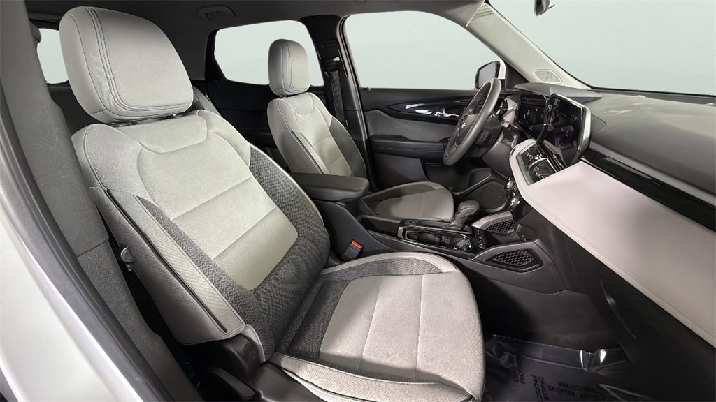 Certified 2024 Chevrolet TrailBlazer LT w/ Driver Confidence Package image 46