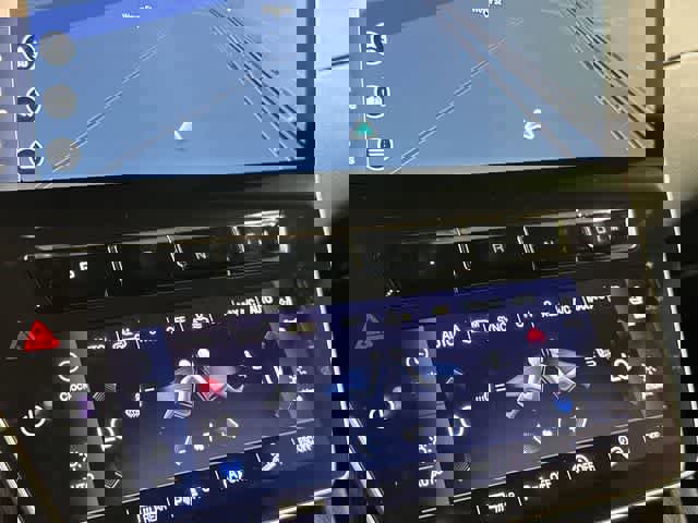 Used 2024 Maserati Grecale GT image 25