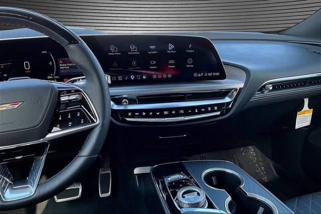 New 2026 Cadillac Lyriq V w/ LPO, Floor Liner Package AWD/4WD image 6