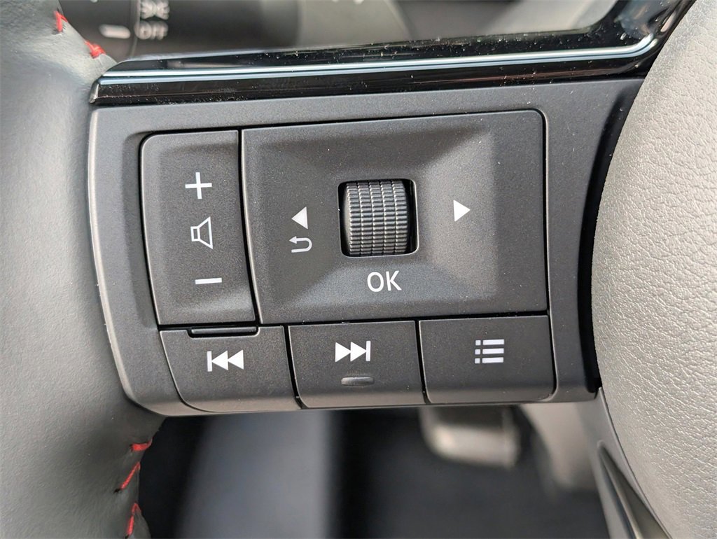 New 2026 Nissan Kicks SR image 18