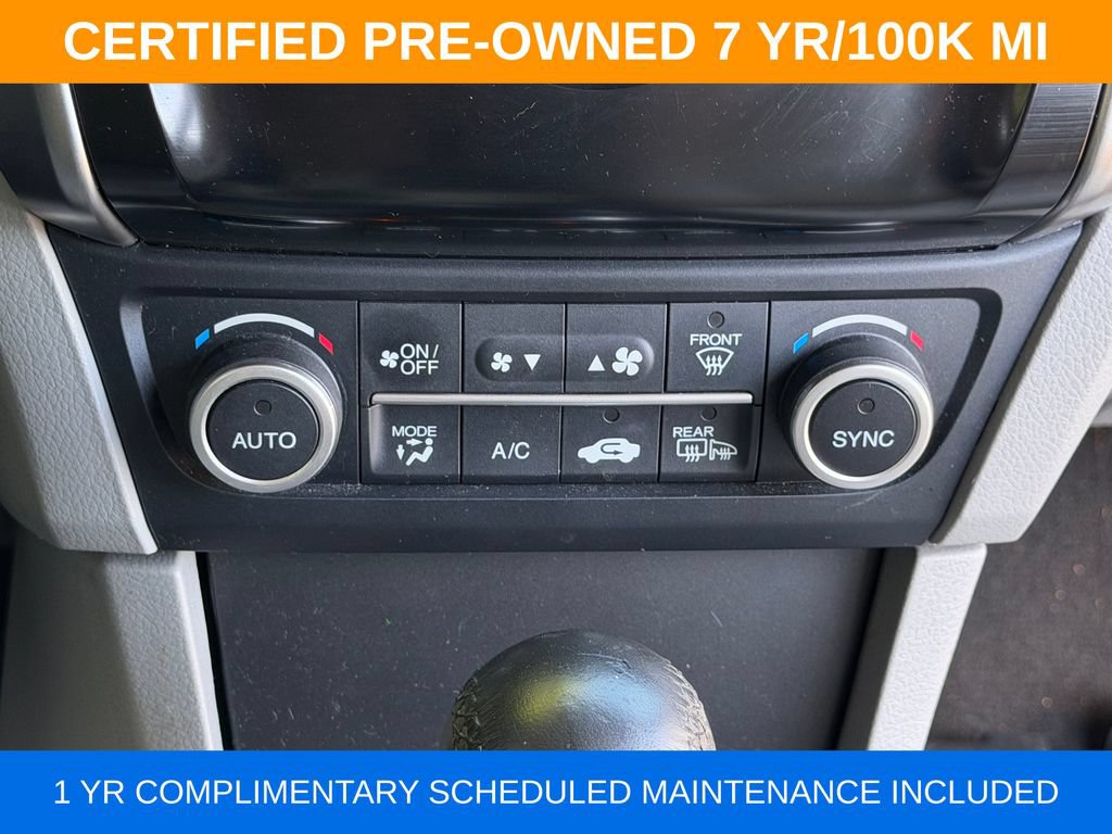 Used 2017 Acura ILX FWD image 14