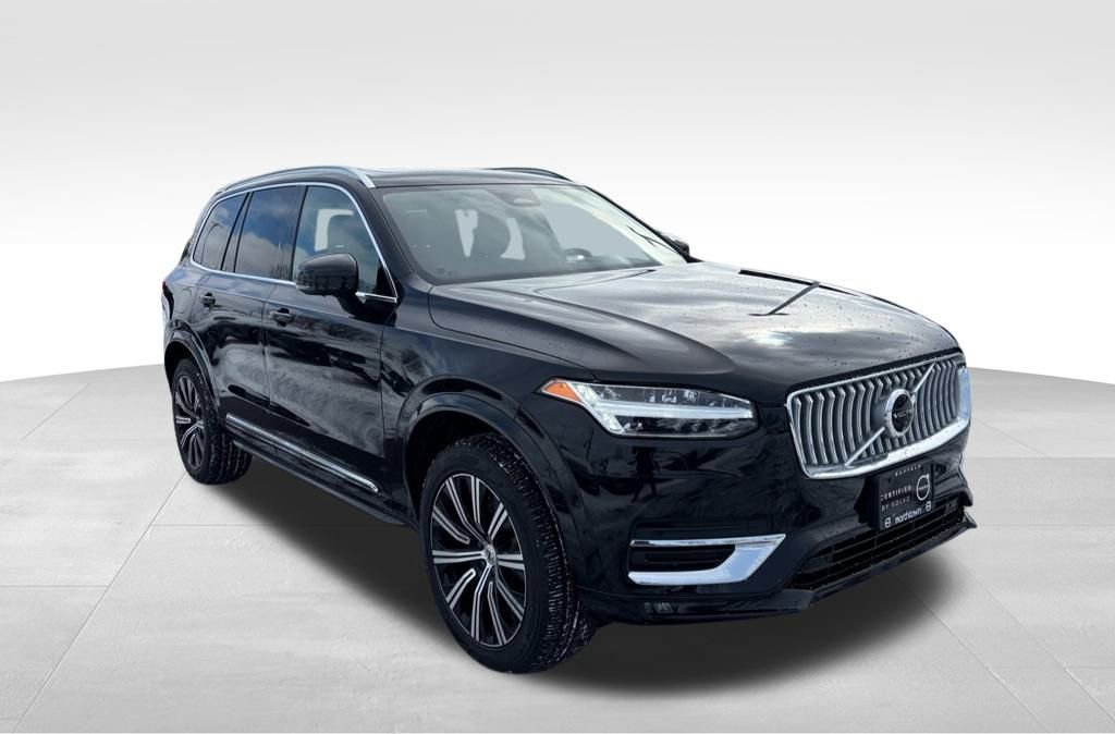 Used 2024 Volvo XC90 B6 Plus image 34