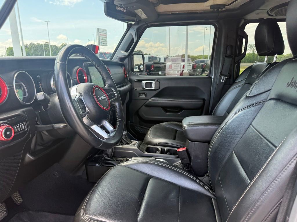 Used 2019 Jeep Wrangler Unlimited Sahara w/ Quick Order Package 24M Moab AWD/4WD image 4