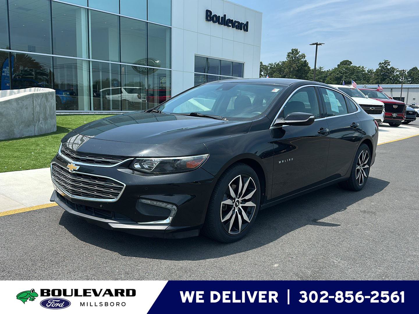 Used 2016 Chevrolet Malibu LT FWD image 1