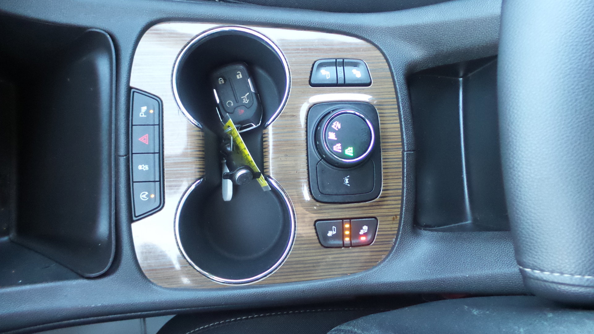 Used 2021 GMC Acadia SLE w/ Driver Convenience Package AWD/4WD image 19