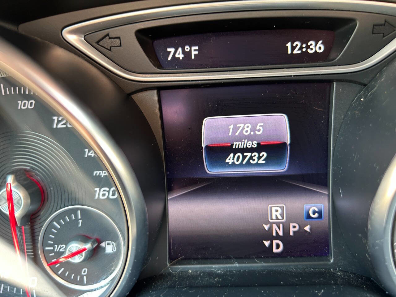 Used 2020 Mercedes-Benz GLA 250 4MATIC image 27