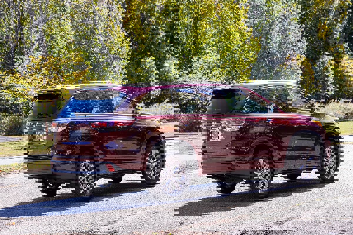 Used 2015 Toyota Highlander XLE image 3