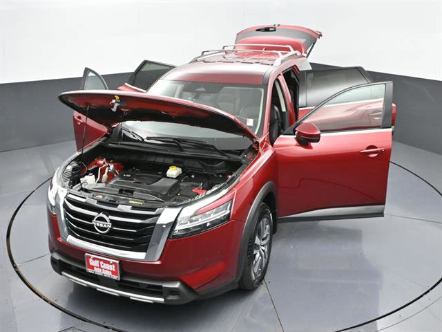 Used 2023 Nissan Pathfinder SL image 51