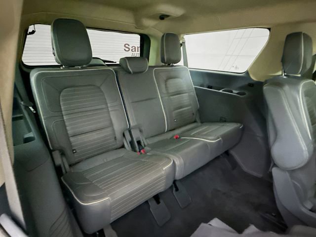 Used 2020 Lincoln Navigator L Black Label w/ Cargo Convenience Package image 29