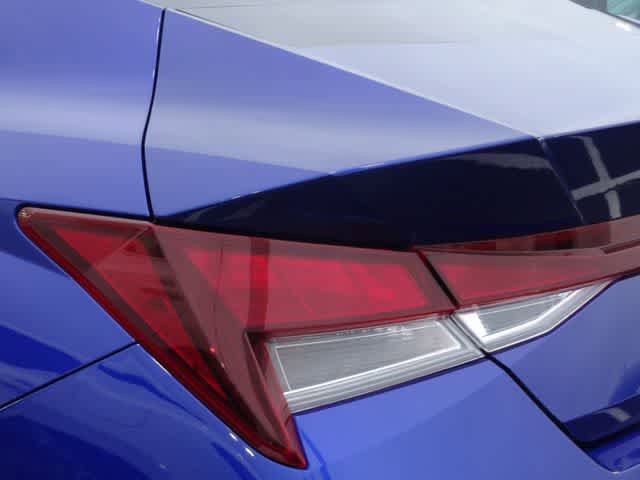 Used 2024 Hyundai Elantra SEL FWD image 18