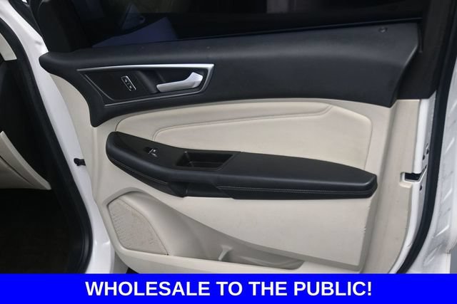 Used 2015 Ford Edge Titanium FWD image 21