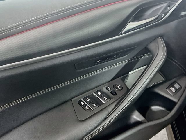 Used 2023 BMW M550i xDrive w/ Executive Package AWD/4WD image 15