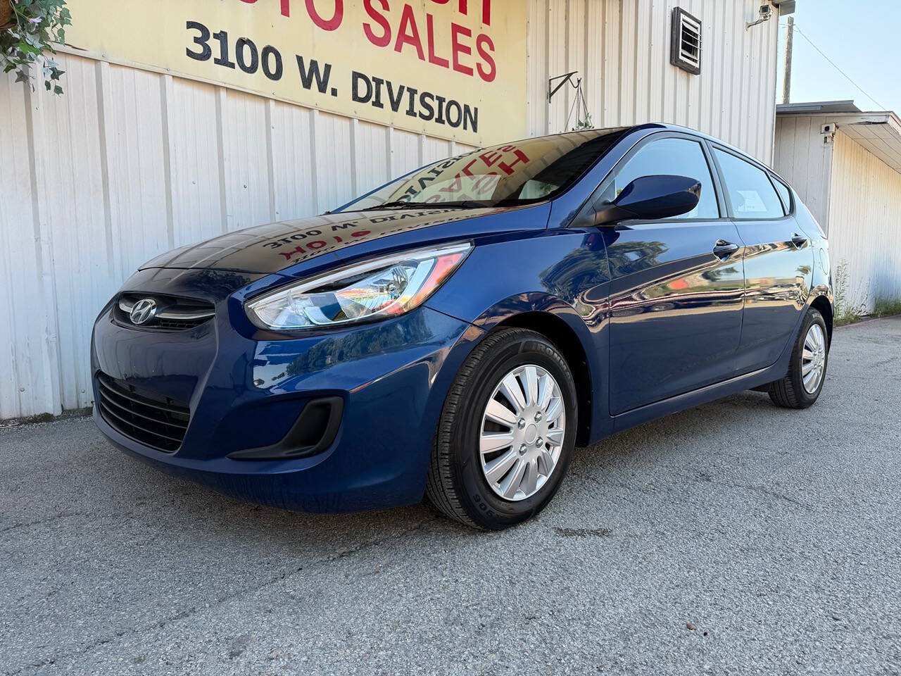 Used 2015 Hyundai Accent GS FWD image 7