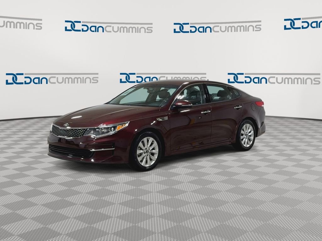 Used 2018 Kia Optima EX image 5