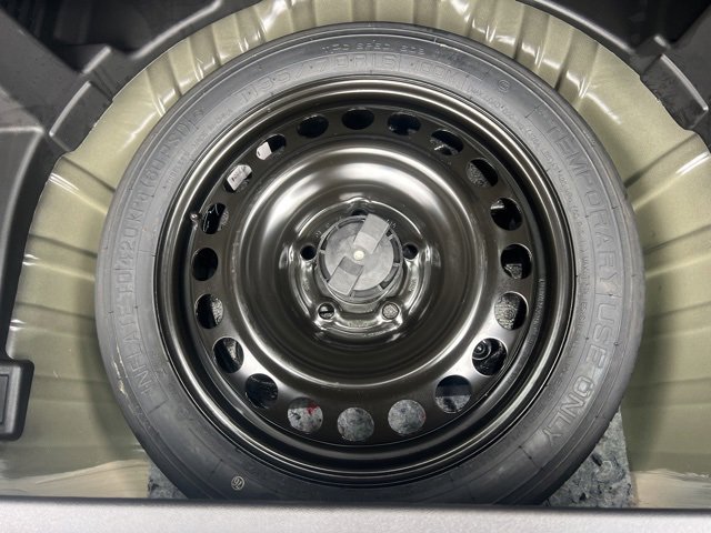 Used 2024 Chevrolet Equinox LS w/ LS Convenience Package image 27