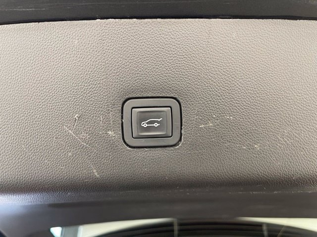 Used 2019 Chevrolet Traverse LT w/ LPO, Floor Liner Package AWD/4WD image 49