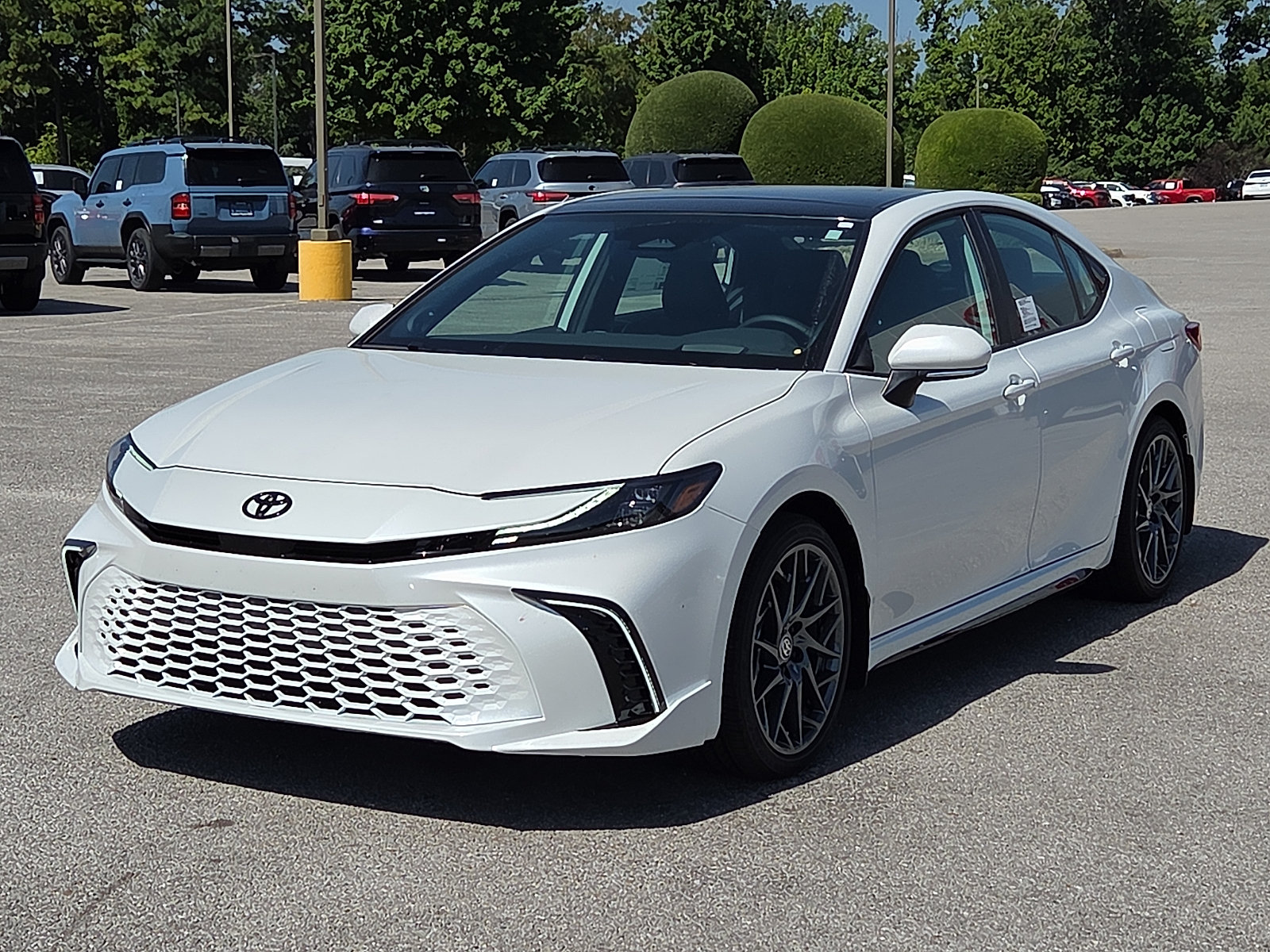 New 2026 Toyota Camry XSE w/ Premium Package FWD image 2