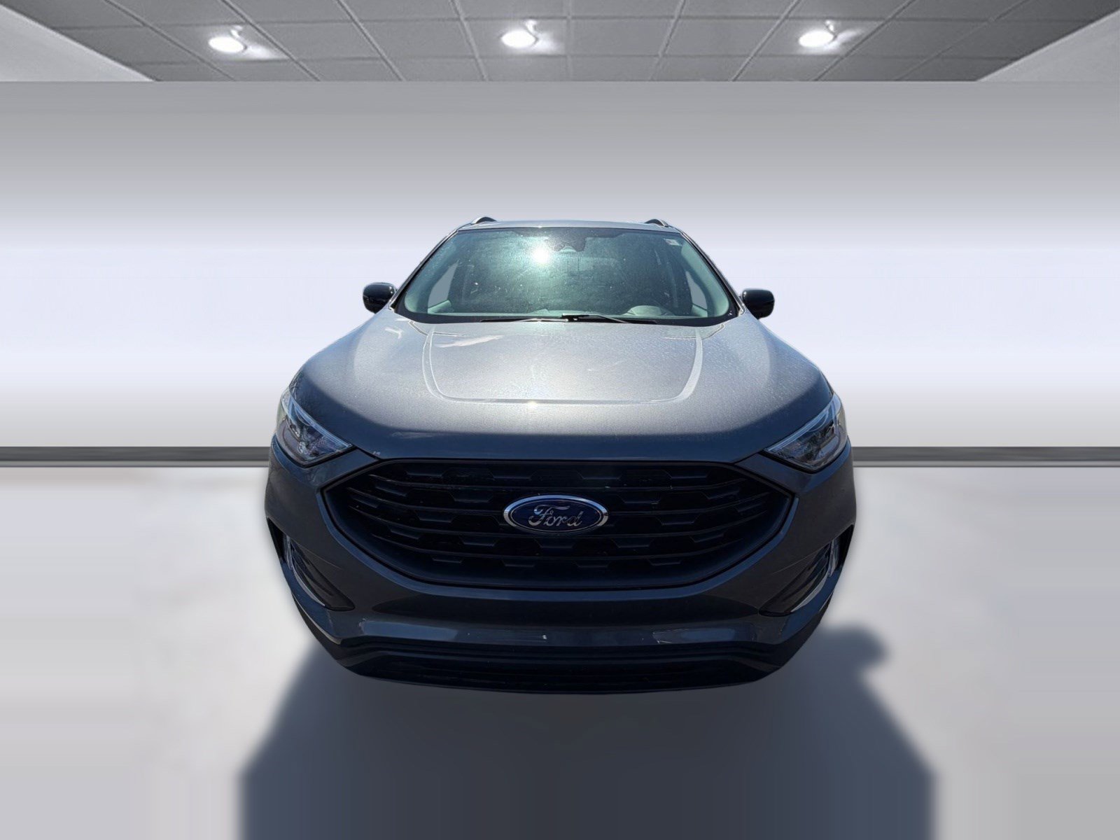 Used 2022 Ford Edge SEL w/ Sport Appearance Package image 4