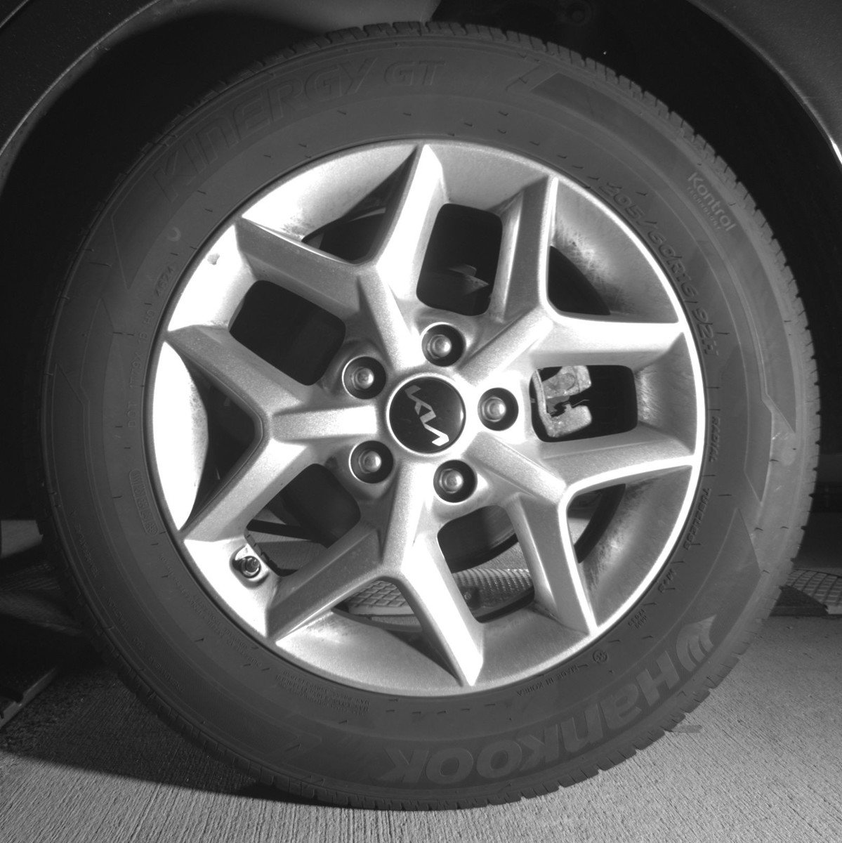 Used 2025 Kia Soul LX w/ LX Technology Package FWD image 14