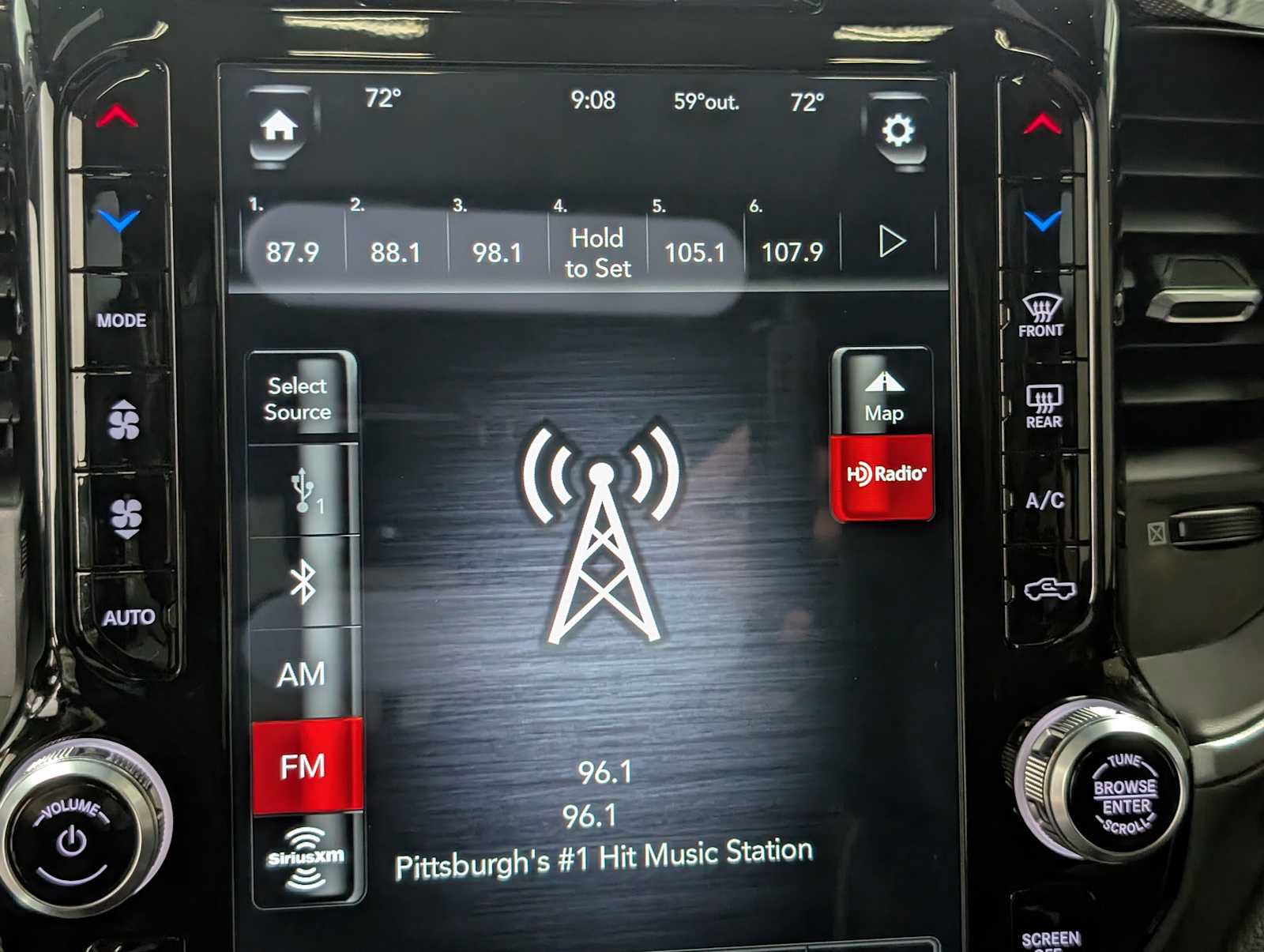 Used 2021 RAM 1500 Laramie w/ Night Edition AWD/4WD image 26