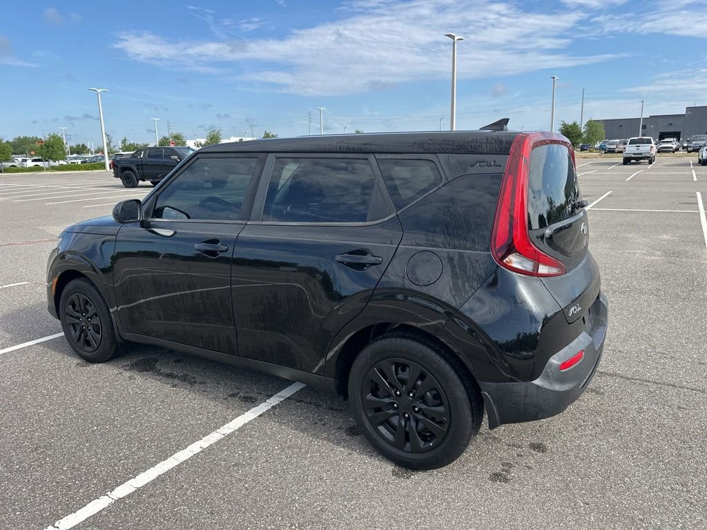 Used 2020 Kia Soul LX FWD image 9