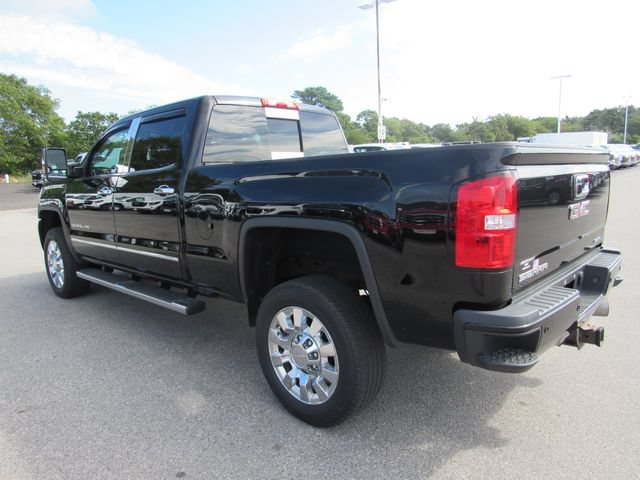 Certified 2018 GMC Sierra 2500 Denali w/ Duramax Plus Package AWD/4WD image 7