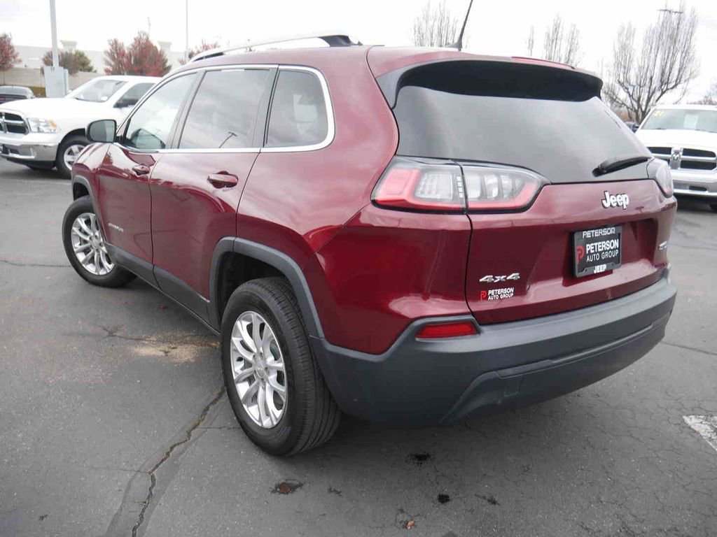 Used 2019 Jeep Cherokee Latitude w/ Popular Appearance Group image 16