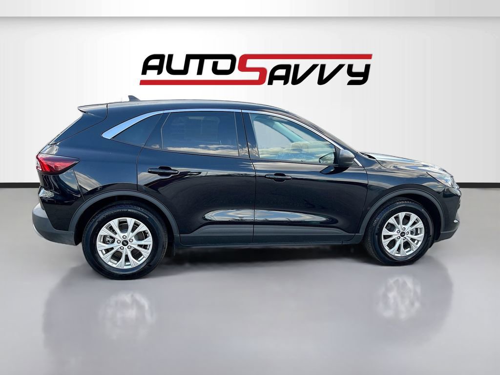 Used 2024 Ford Escape Active image 8