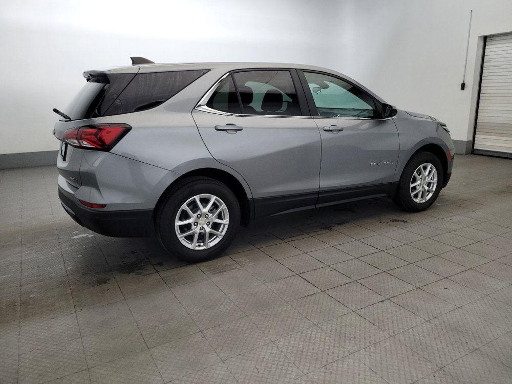 Used 2024 Chevrolet Equinox LT w/ Driver Convenience Package AWD/4WD image 10