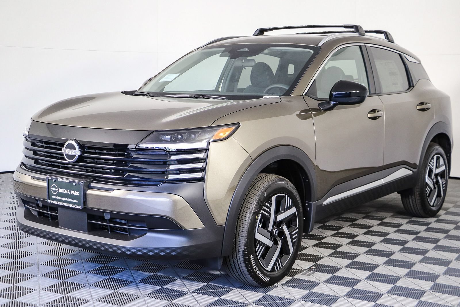 New 2027 Nissan Kicks SV FWD image 3