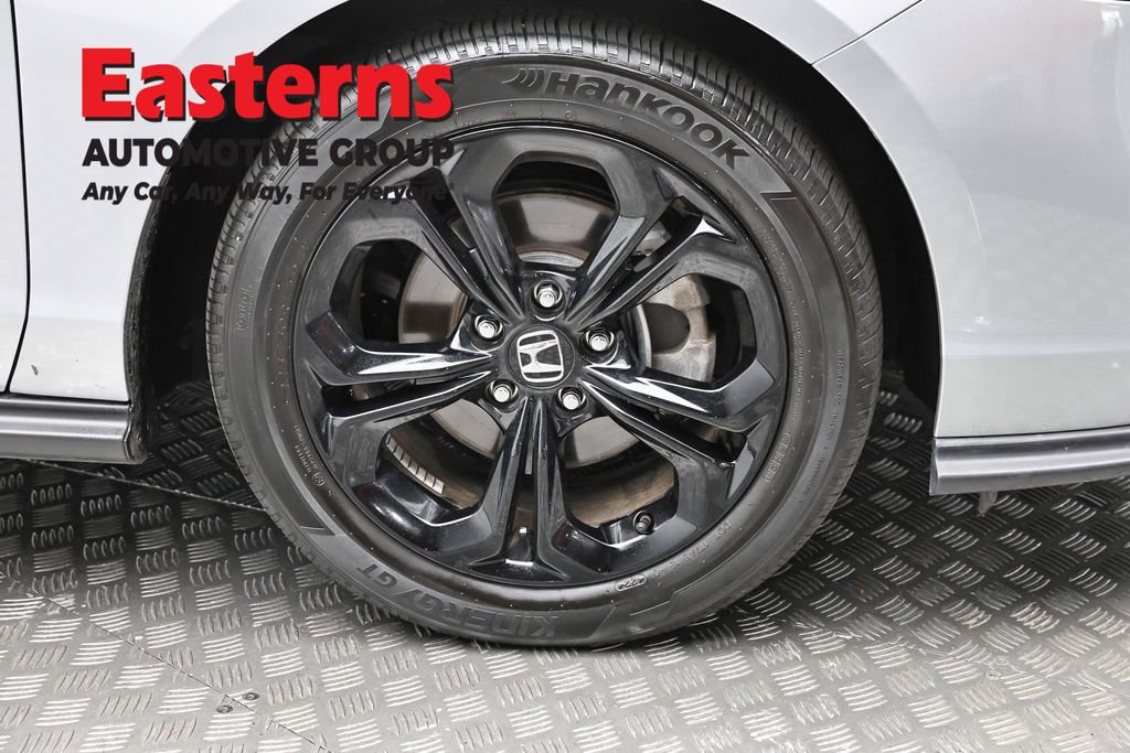 Used 2025 Honda Accord SE image 30