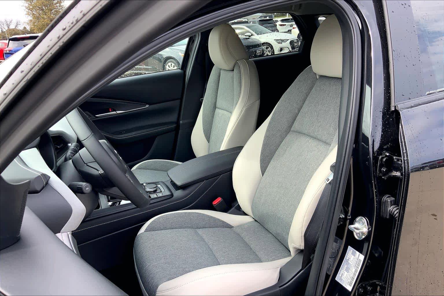 New 2026 MAZDA CX-30 Aire Edition AWD/4WD image 9