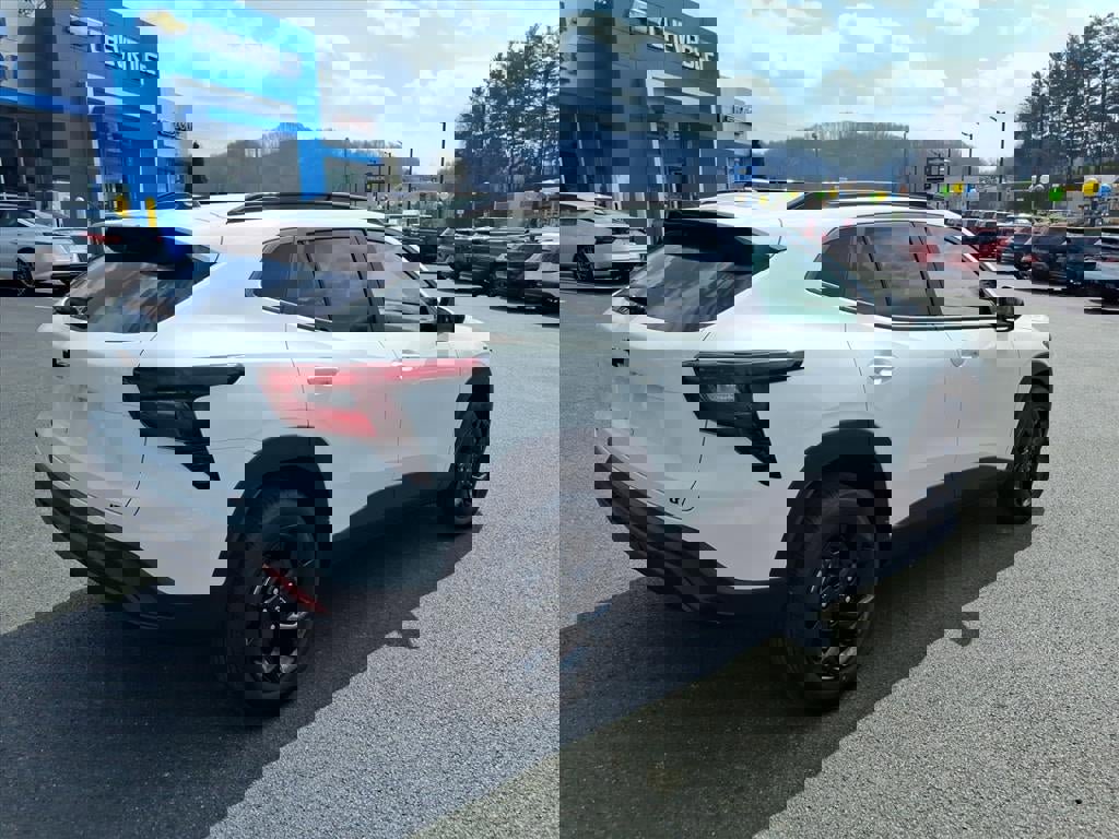 New 2026 Chevrolet Trax LT image 8