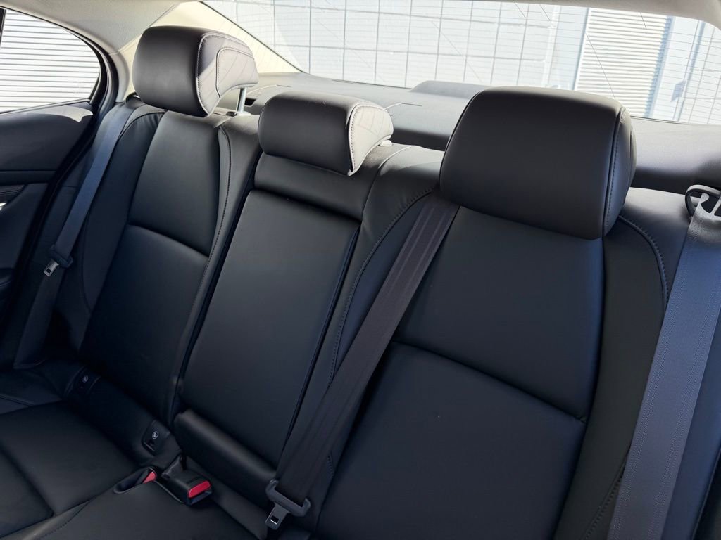 Certified 2025 MAZDA MAZDA3 s image 18