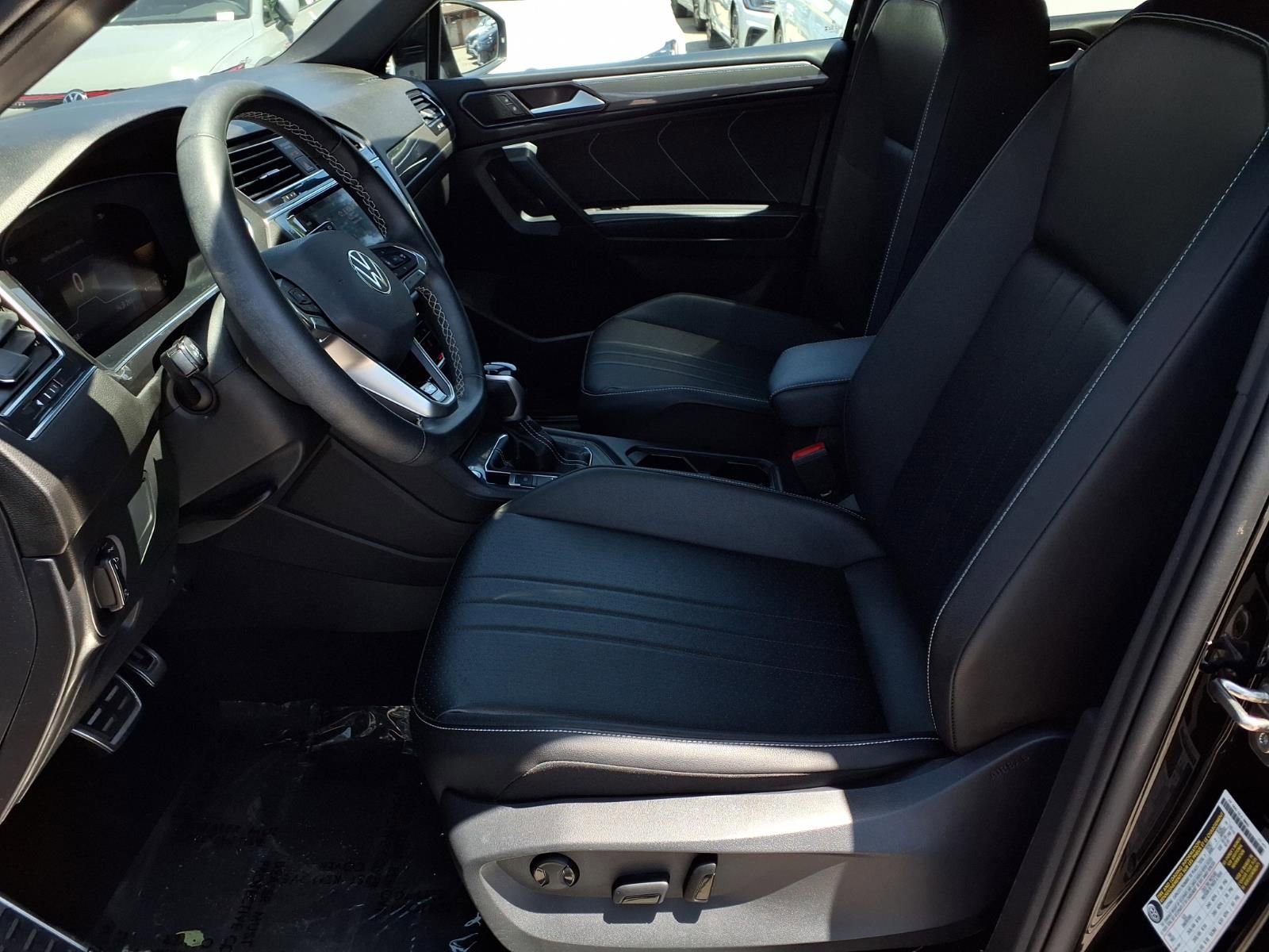 Certified 2023 Volkswagen Tiguan SE R-Line FWD image 16