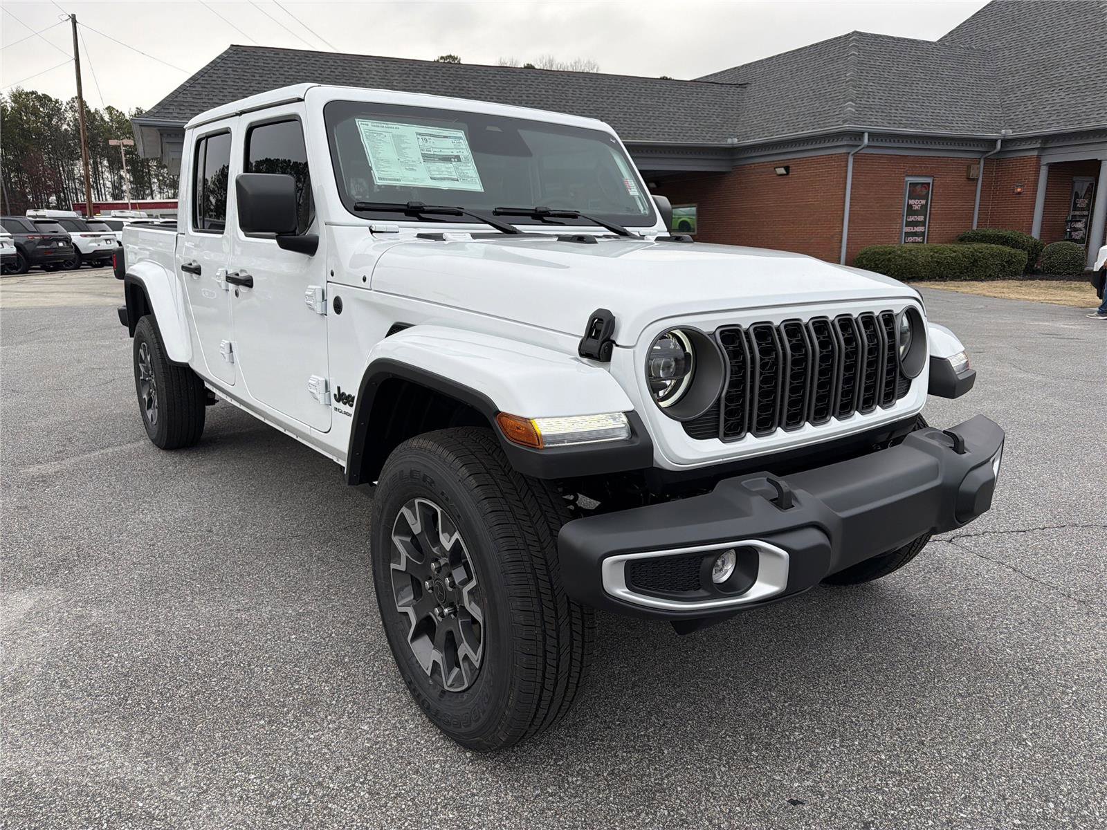 New 2026 Jeep Gladiator Sahara image 4