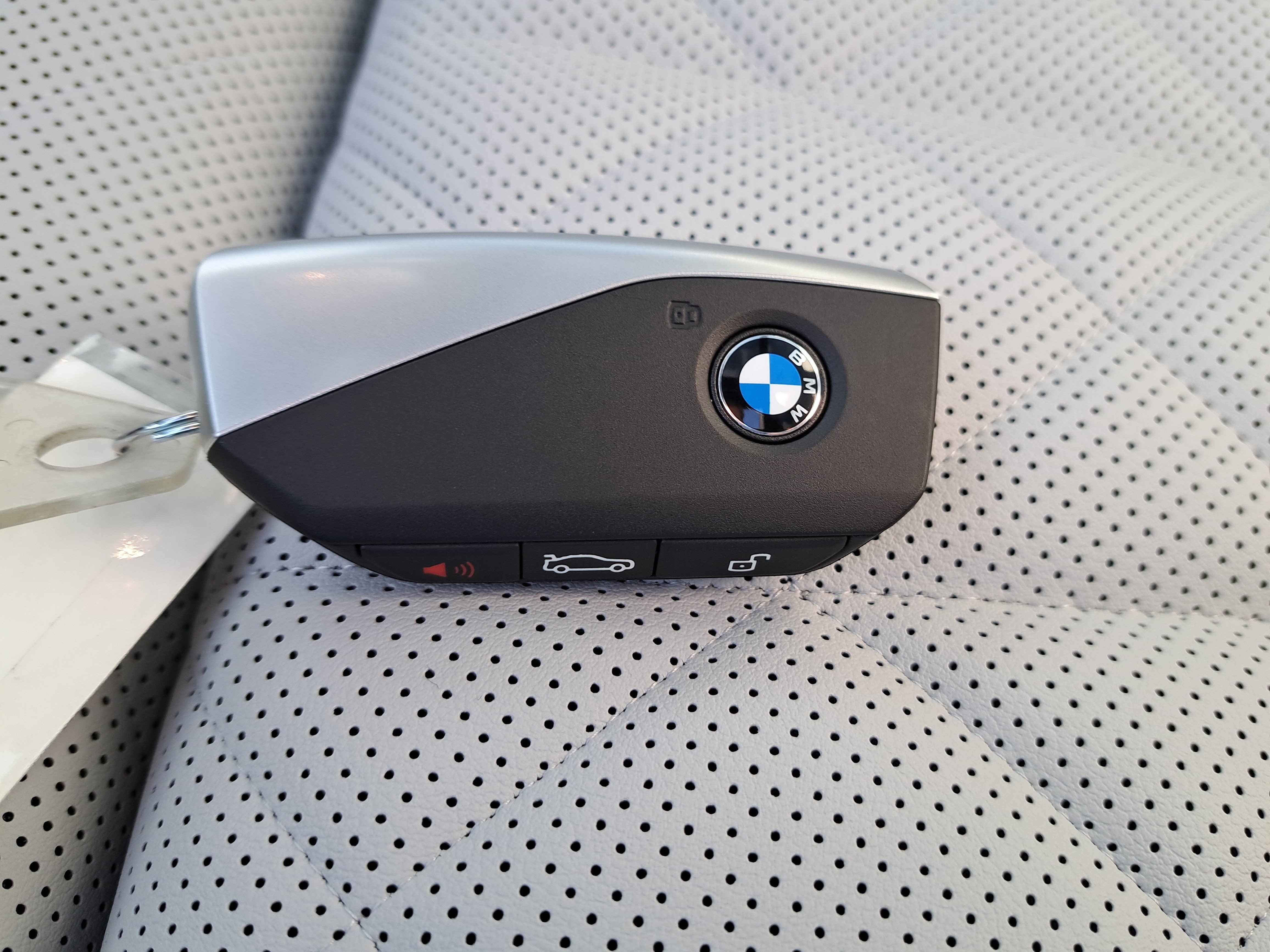 New 2026 BMW X5 xDrive40i w/ M Sport Package AWD/4WD image 38