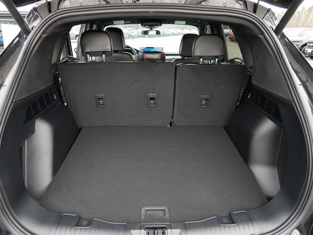 Used 2025 Ford Escape ST-Line Elite w/ Tech Pack #2 image 12