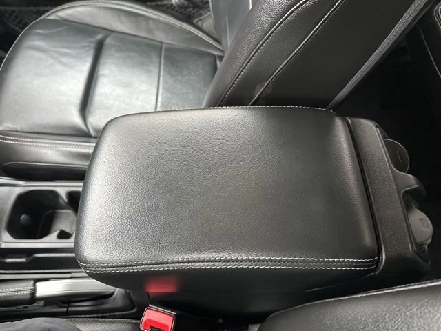 Used 2018 Jeep Wrangler Unlimited Sahara image 26