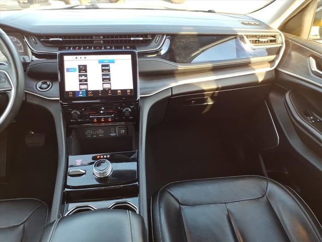 Used 2022 Jeep Grand Cherokee L Limited image 20