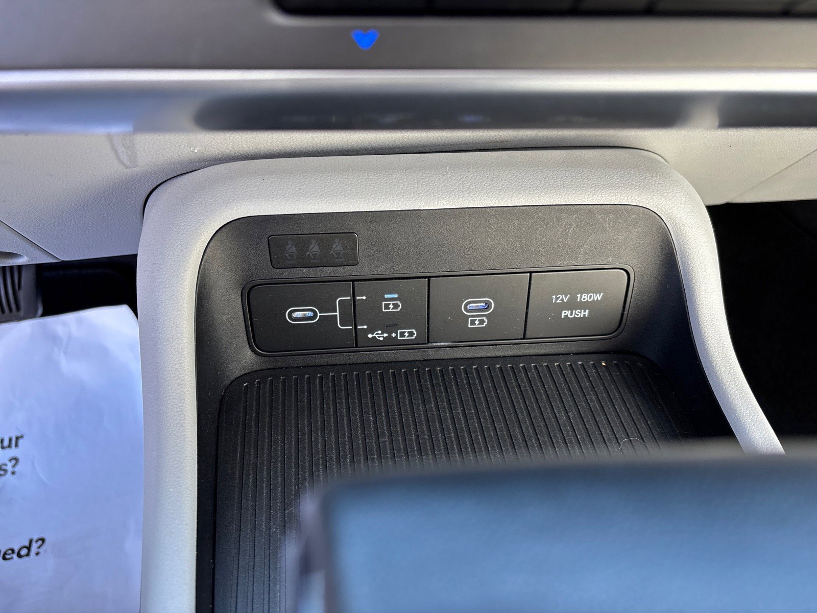 Used 2024 Hyundai Kona SEL image 24