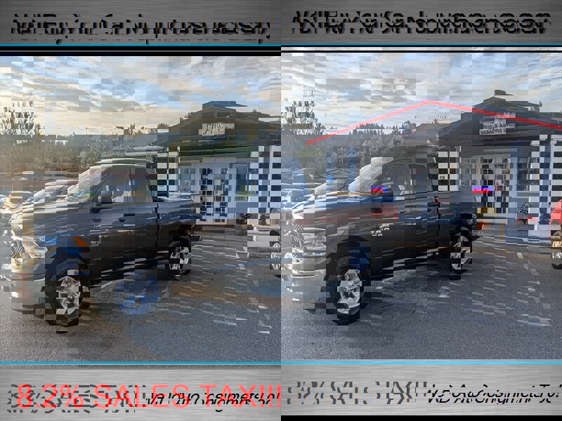 Used 2024 RAM 1500 Classic SLT image 1