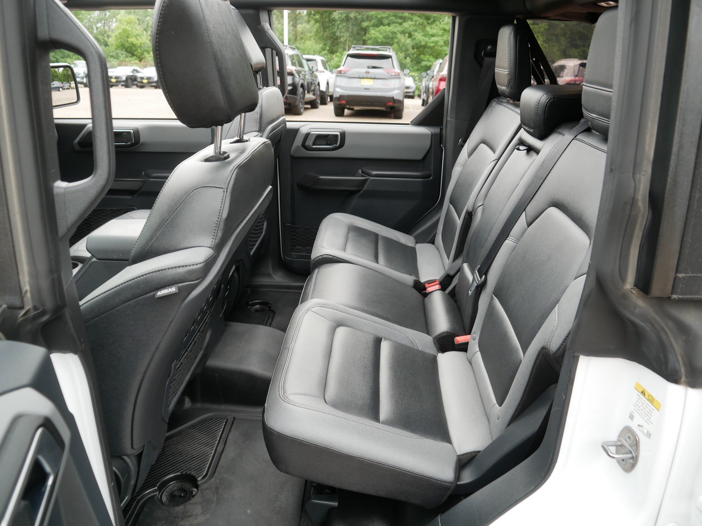 Used 2024 Ford Bronco Black Diamond AWD/4WD image 36