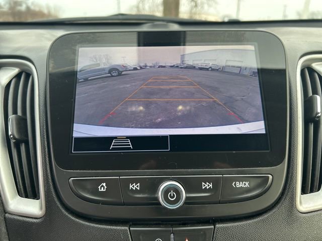 Used 2022 Chevrolet Malibu LT image 23