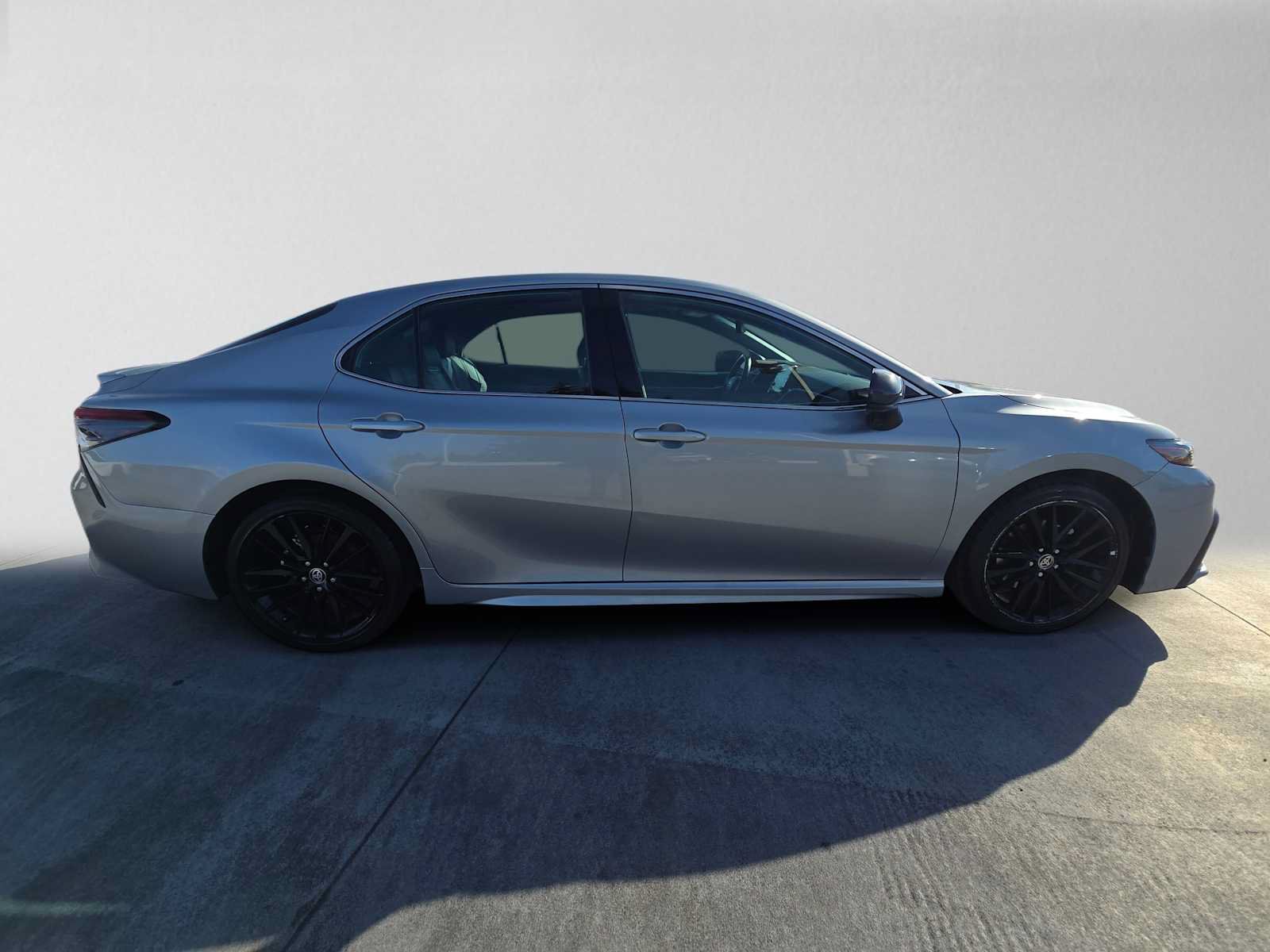 Used 2023 Toyota Camry XSE w/ Cold Weather Package FWD image 2
