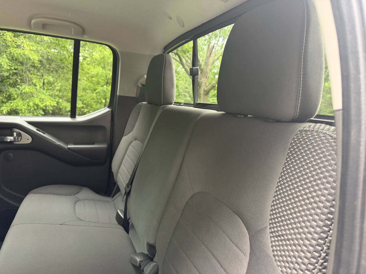 Used 2016 Nissan Frontier PRO-4X AWD/4WD image 11