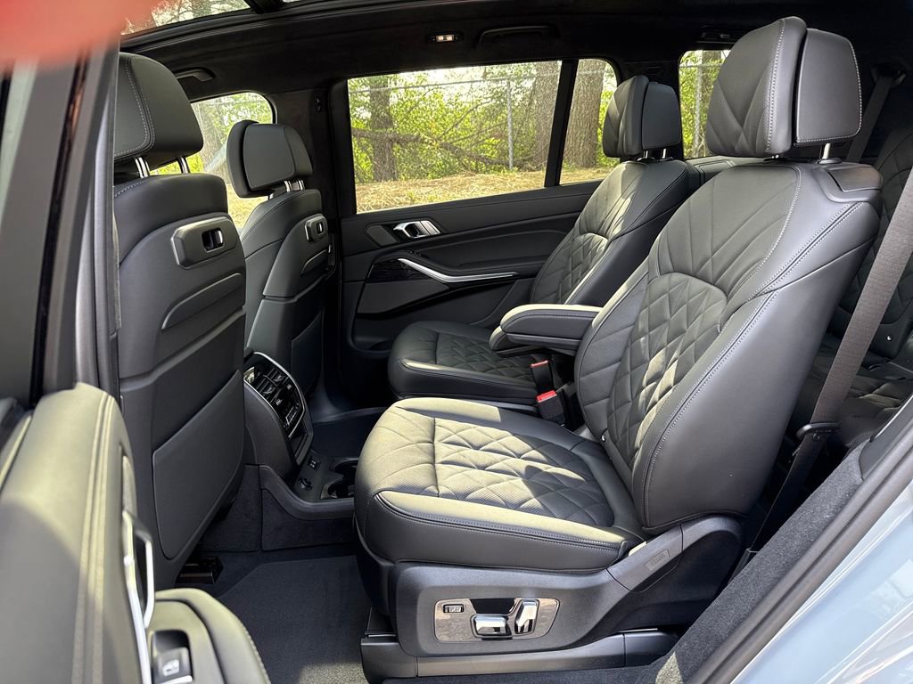 New 2026 BMW X7 xDrive40i image 21
