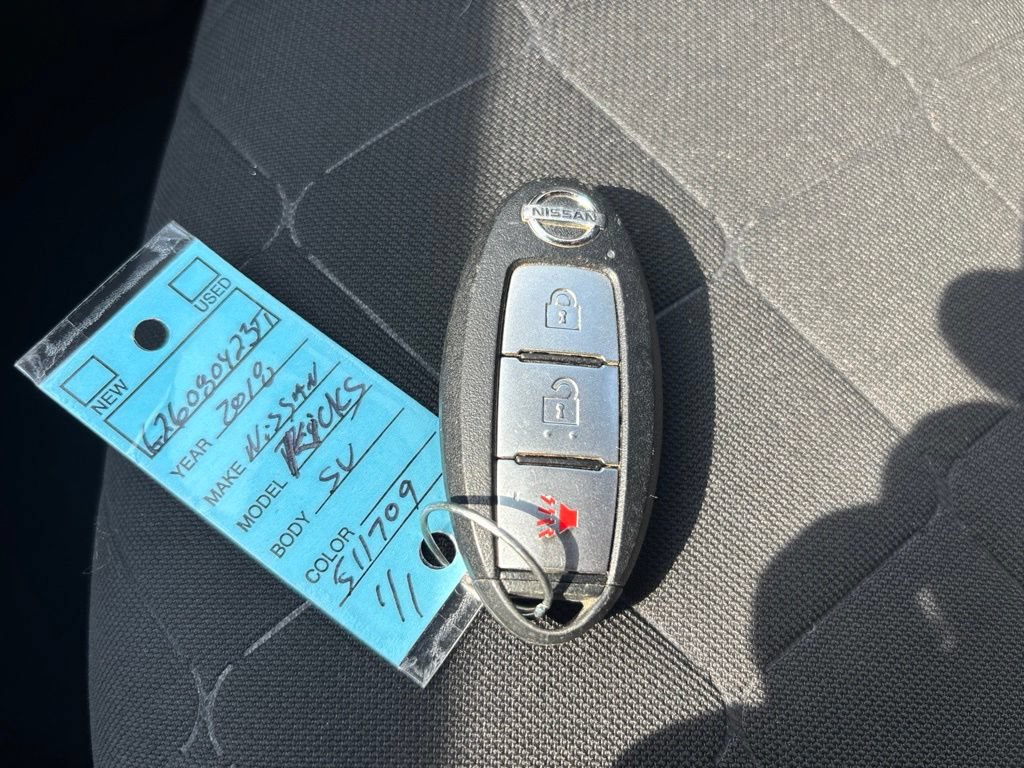 Used 2018 Nissan Kicks S FWD image 30